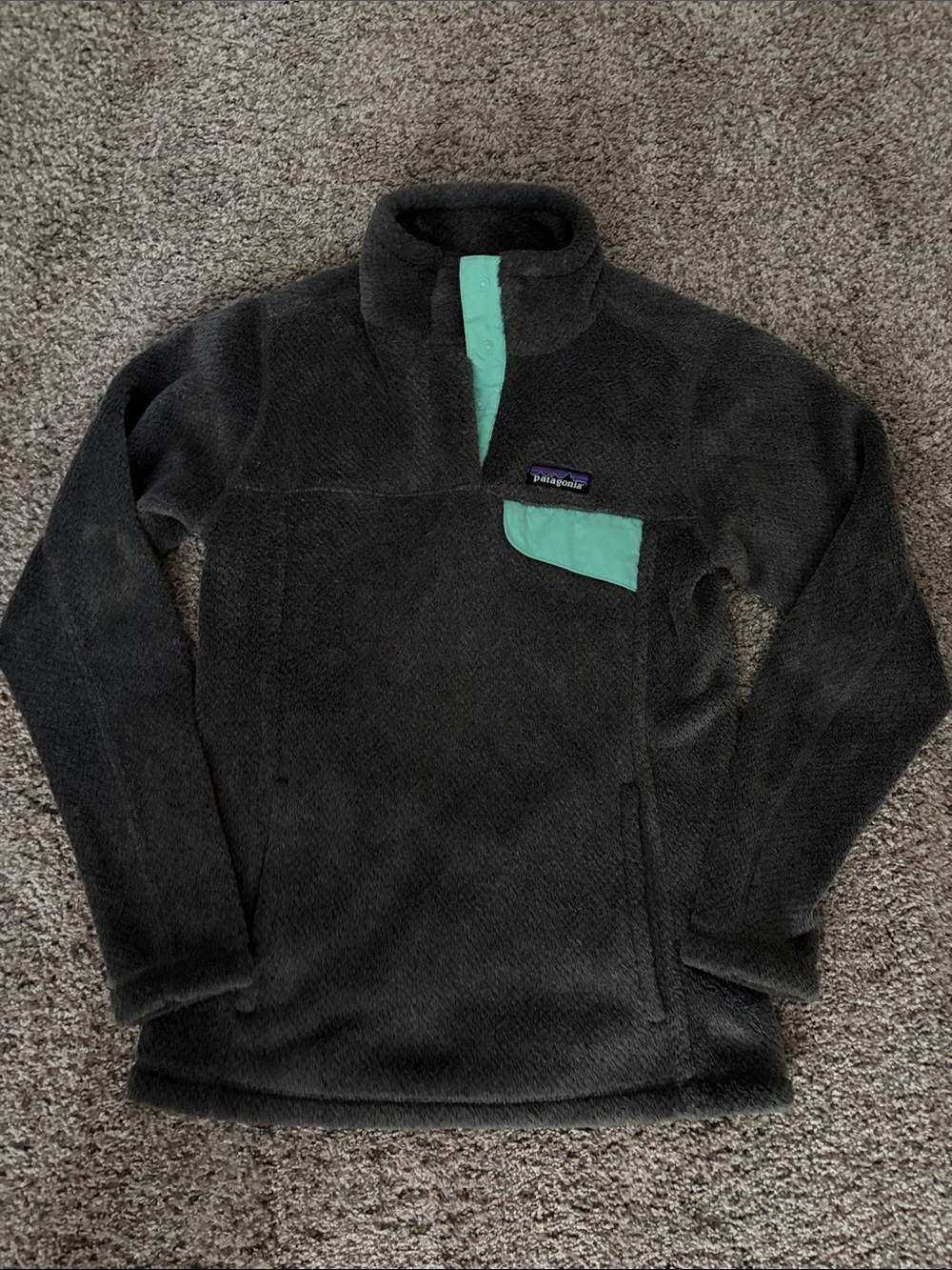 Patagonia Ladies Gray Crewneck Fleece with Teal Placket XS